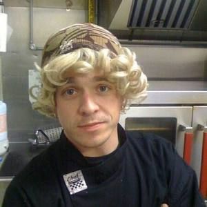 Meet your Posher, Adam